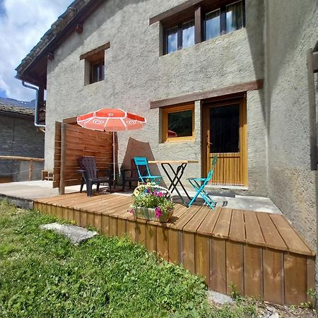 Chalet Campanule ボヌヴァル・シュル・アルク エクステリア 写真