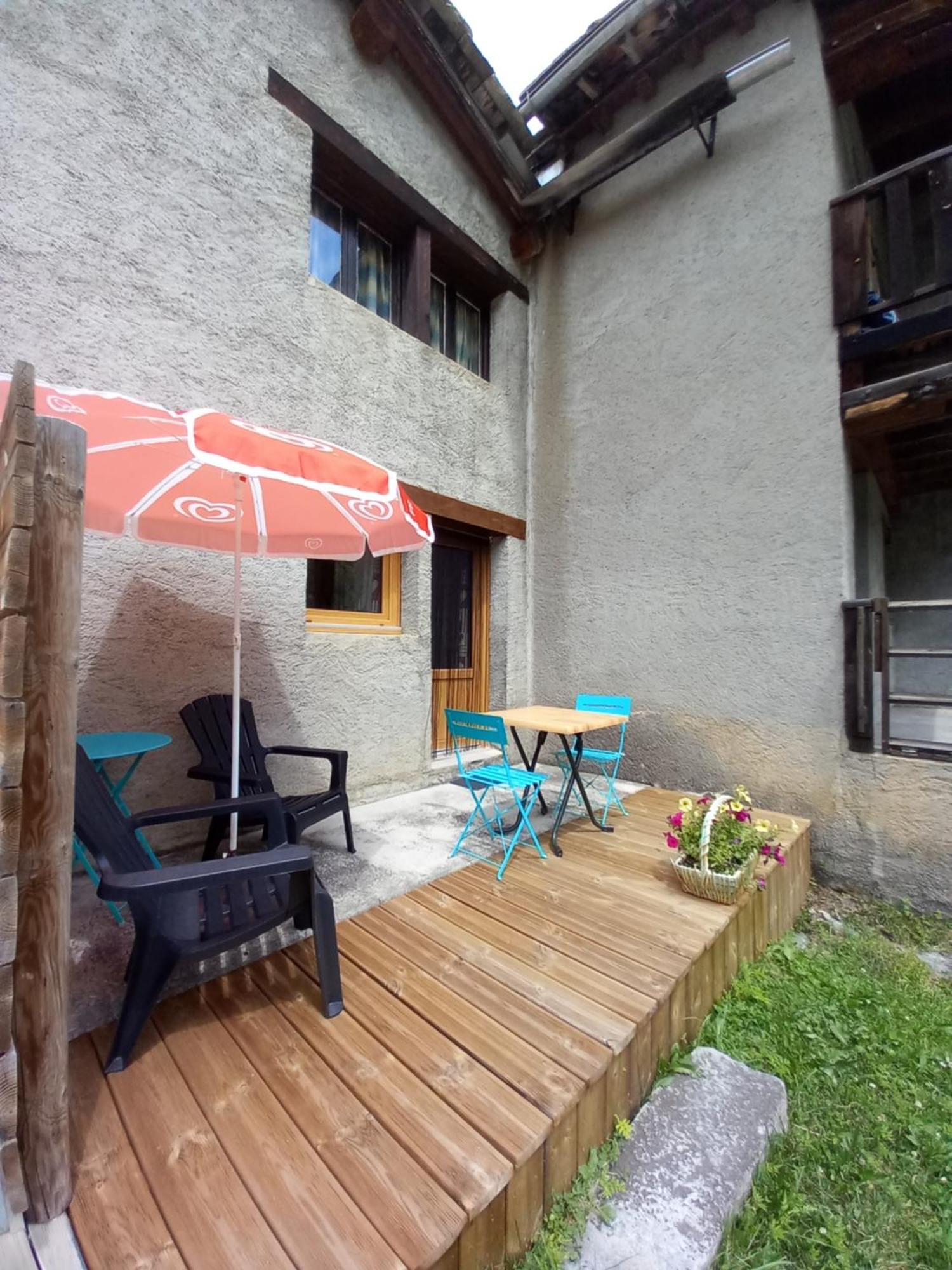 Chalet Campanule ボヌヴァル・シュル・アルク エクステリア 写真